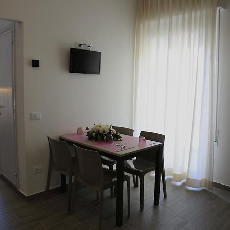 Hotel Philadelphia Cattolica Buitenkant foto