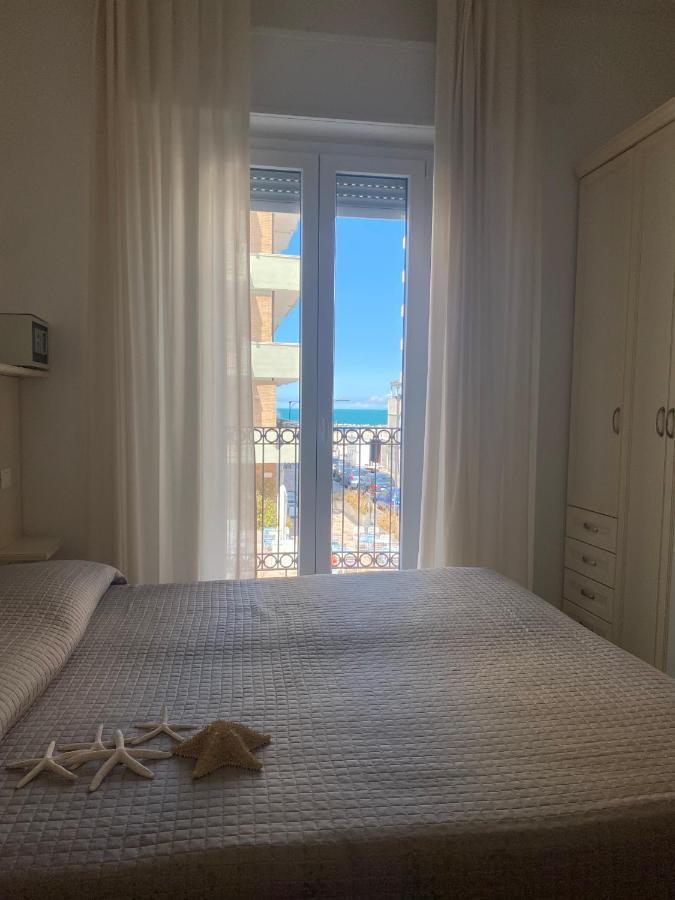 Hotel Philadelphia Cattolica Buitenkant foto