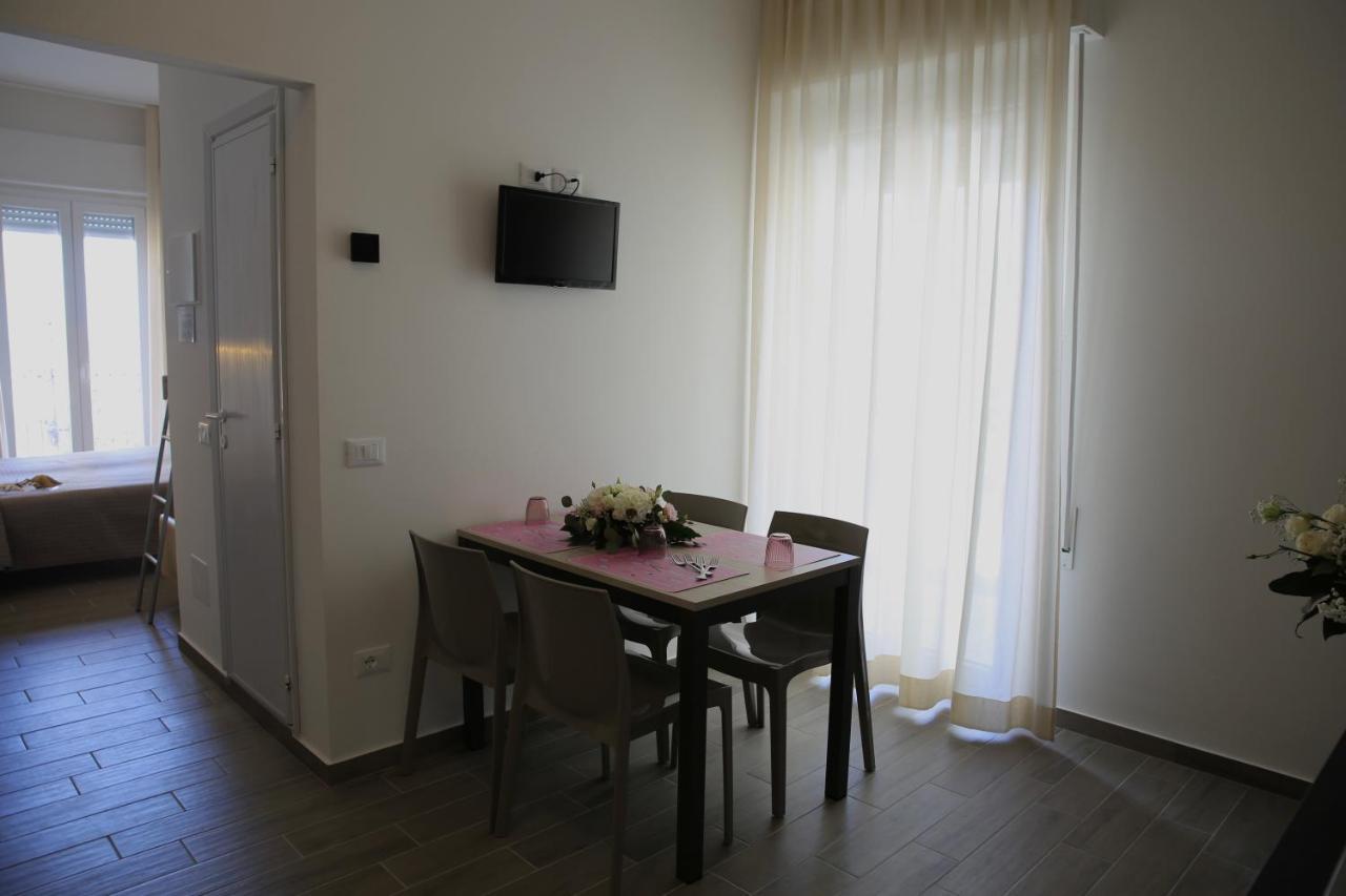 Hotel Philadelphia Cattolica Buitenkant foto